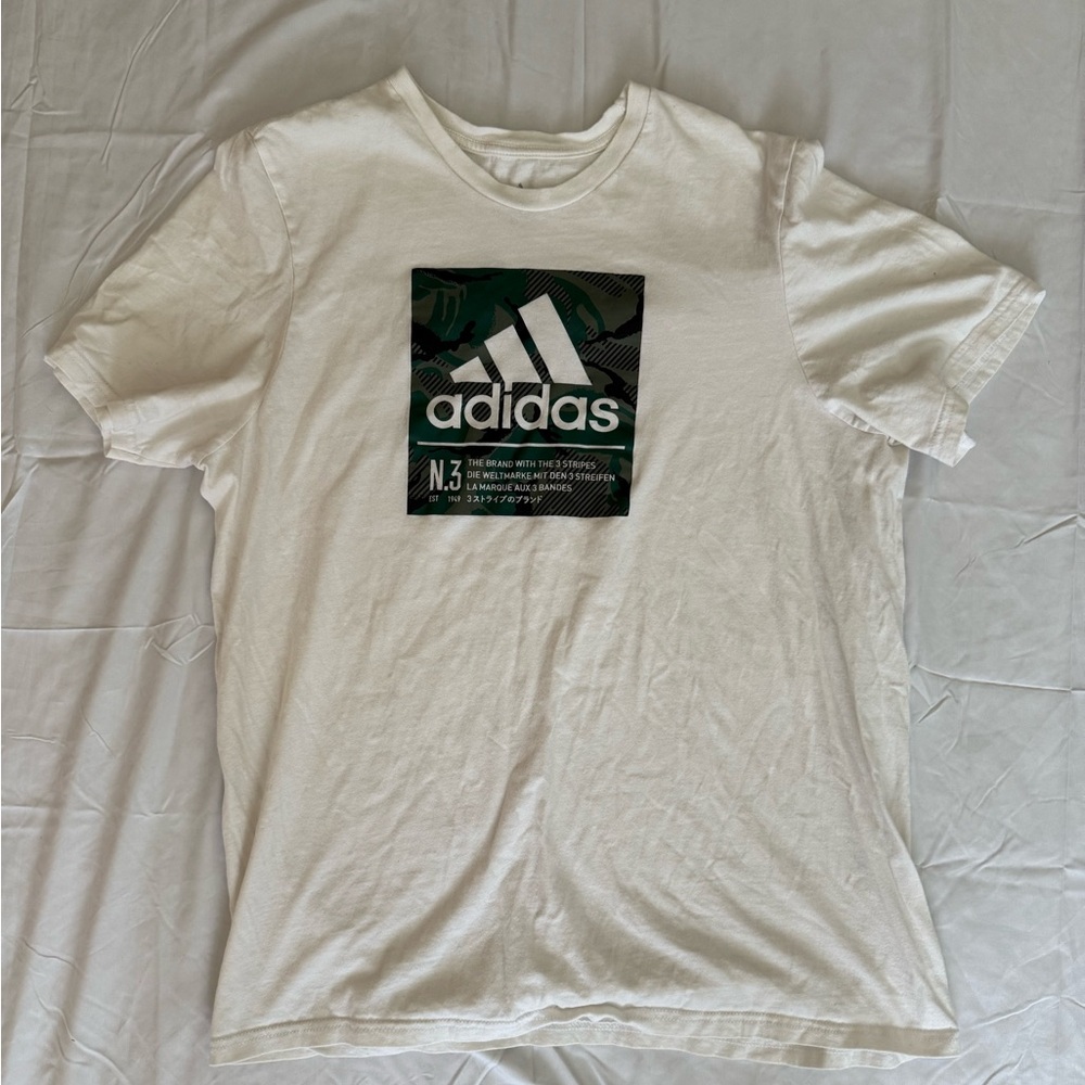 Adidas Graphic White Tee XL